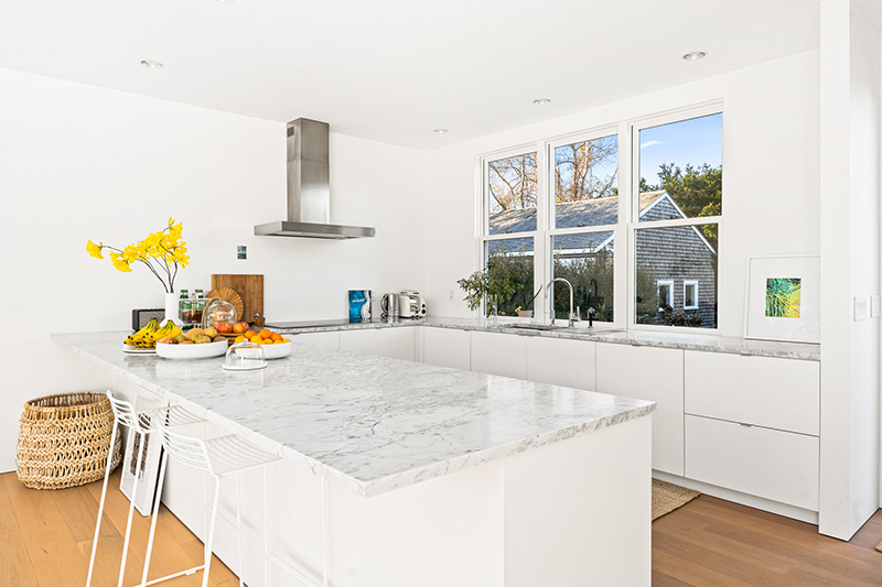 Chace and Marsh of Mott & Chace Sotheby’s International Realty sell 80 Sycamore Ln. for $2.35 million